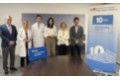 De izda. a dcha, T. Chivato, la Dra. R. Barba, el Dr. M. Durán, M. del Olmo, R. M. Visiedo y el Dr. J. Short tras la firma del convenio