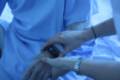Una pulsera de monitorización transfiere a la historia clínica los pasos que anda el paciente, la frecuencia cardiaca y las horas de sueño diariamente