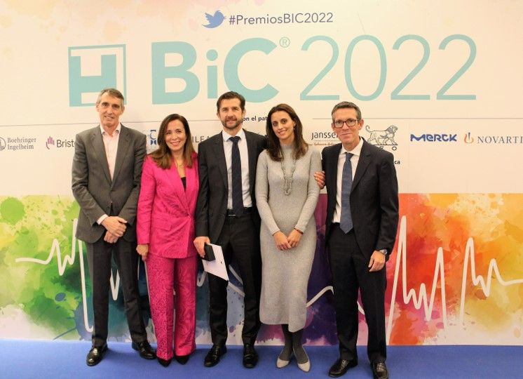 Equipo del HURJC asistente a la entrega de los Premios BiC 2022