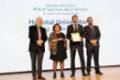 El Dr. Miguel Sánchez Encimas recogió el Premio BiC al Mejor Hospital en Urología junto a la Dra. Carmen González Enguita